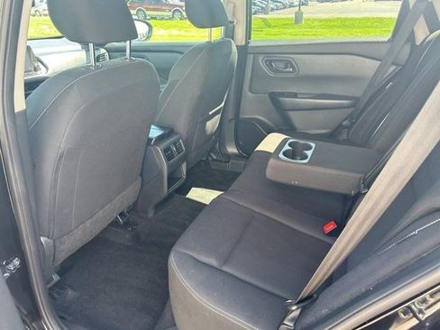Used 2024 Nissan Rogue S AWD/4WD image 29
