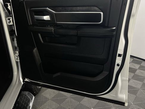 Certified 2024 RAM 2500 Big Horn image 30