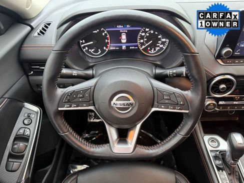 Used 2021 Nissan Sentra SR w/ SR Premium Package image 17