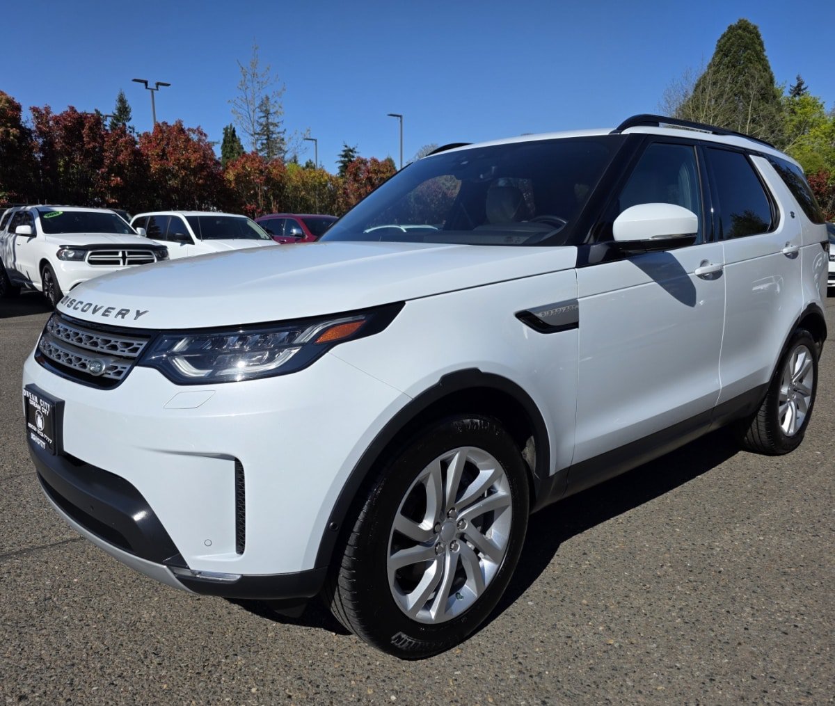 Used 2019 Land Rover Discovery HSE AWD/4WD image 1