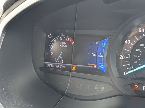 Used 2017 Ford Edge Titanium FWD image 22