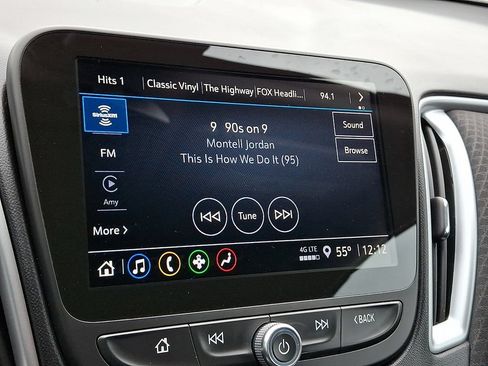 Used 2024 Chevrolet Malibu LT FWD image 3