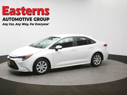 Used 2024 Toyota Corolla LE FWD image 55