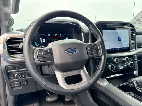Used 2022 Ford F150 Lariat w/ Equipment Group 502A High AWD/4WD image 11