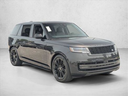 New 2025 Land Rover Range Rover Long Wheelbase SE image 7