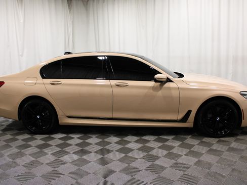 Used 2019 BMW 750i xDrive w/ M Sport Package AWD/4WD image 31