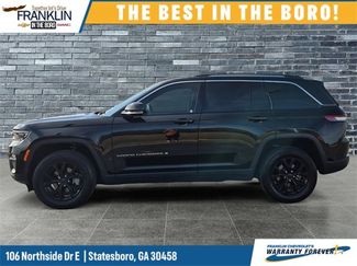 Used 2023 Jeep Grand Cherokee Limited w/ Luxury Tech Group II video 2