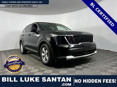 Used 2024 Kia Sorento LX image 1