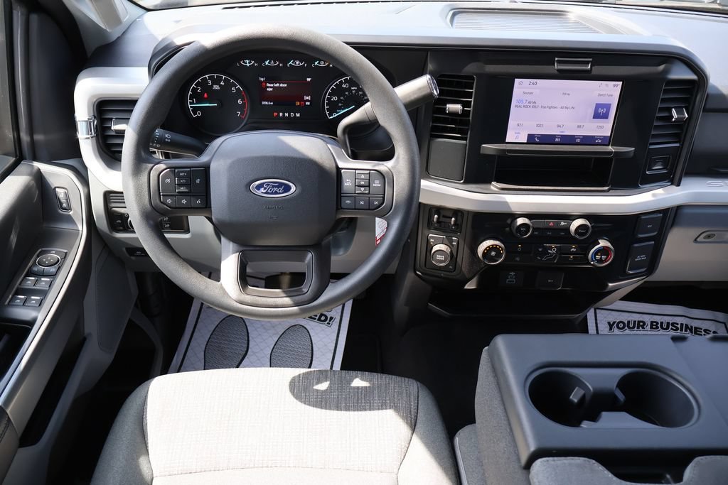 Used 2026 Ford F250 XLT AWD/4WD image 6