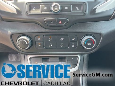 Used 2023 GMC Terrain SLE w/ Elevation Edition FWD image 24