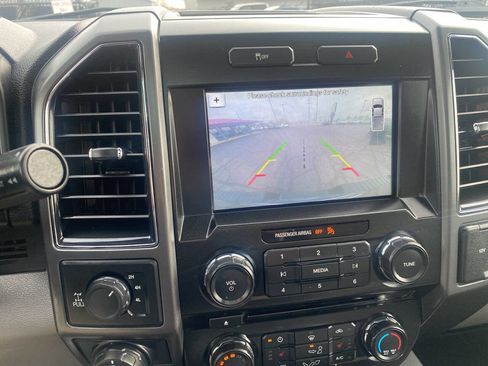 Used 2017 Ford F150 XLT w/ Equipment Group 302A Luxury image 34