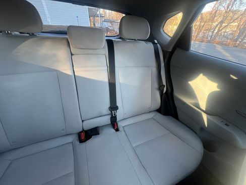 Used 2025 Hyundai Kona SEL image 32