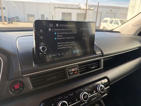 Used 2023 Honda Pilot Elite image 24