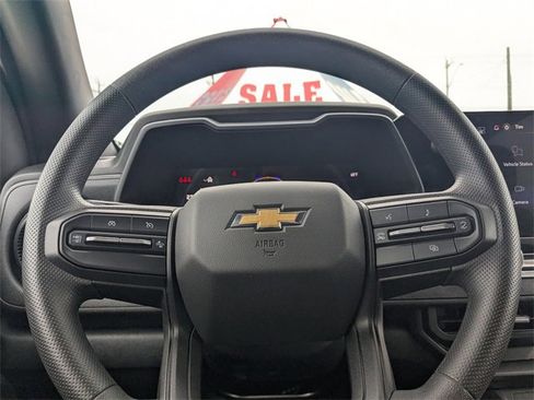 Used 2025 Chevrolet Colorado W/T image 20