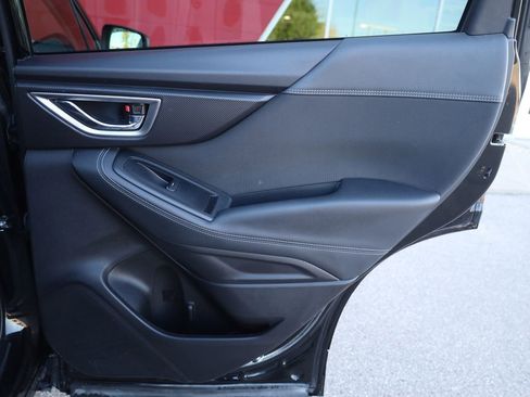 Used 2023 Subaru Forester Premium image 16