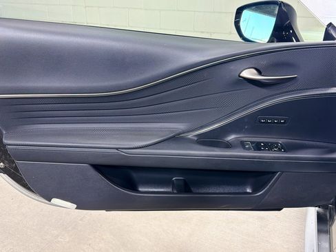 Used 2021 Lexus LC 500 Convertible image 20