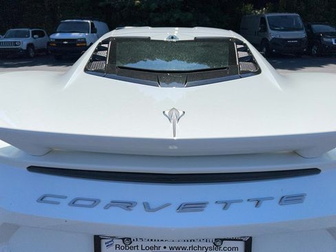Used 2020 Chevrolet Corvette Stingray Preferred Cpe w/ 2LT Preferred Equipment Group RWD image 28