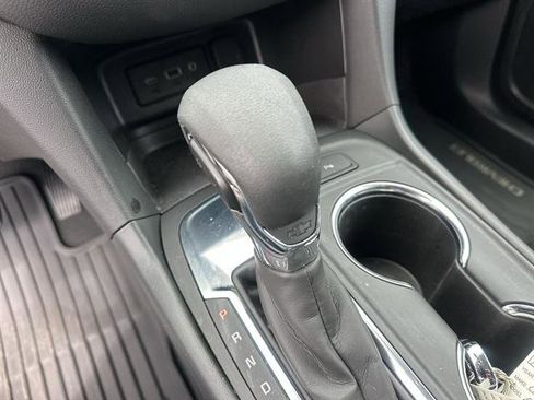 Used 2024 Chevrolet Equinox LT image 19