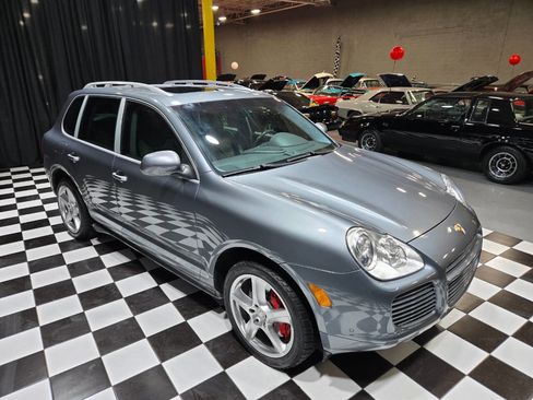 Used 2006 Porsche Cayenne Turbo S image 33