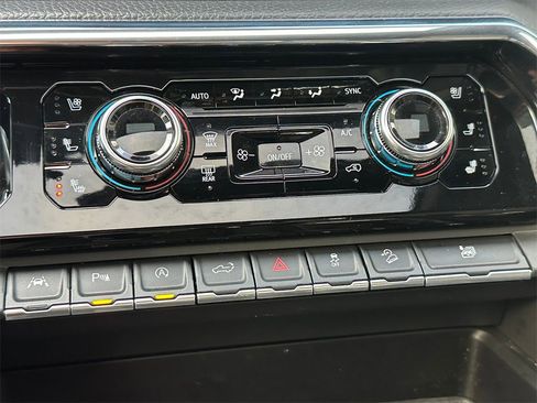 Used 2024 GMC Sierra 1500 Denali w/ Denali Reserve Package image 64