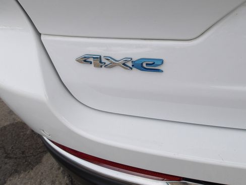 Used 2022 Jeep Grand Cherokee Limited 4xe w/ Luxury Tech Group II image 9