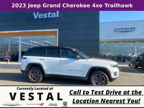 New 2023 Jeep Grand Cherokee Trailhawk image 12