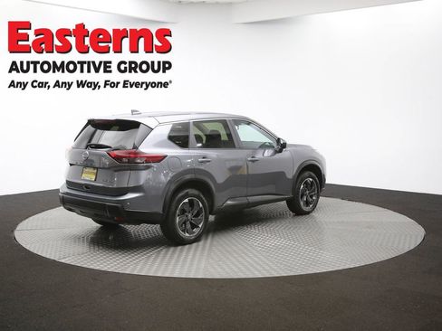 Used 2024 Nissan Rogue SV image 66