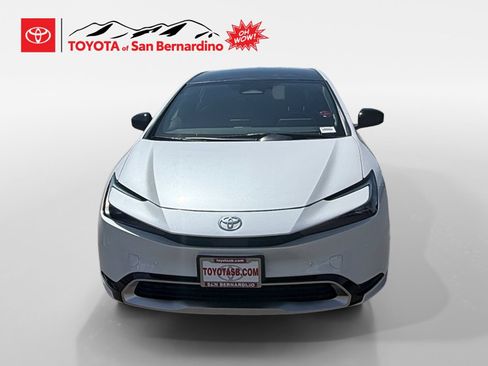 New 2027 Toyota Prius Plug-In Hybrid FWD image 8
