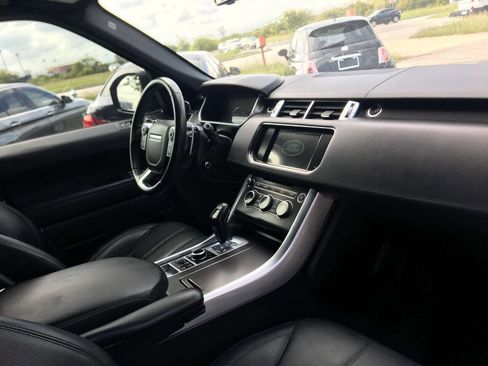 Used 2016 Land Rover Range Rover Sport HSE image 40
