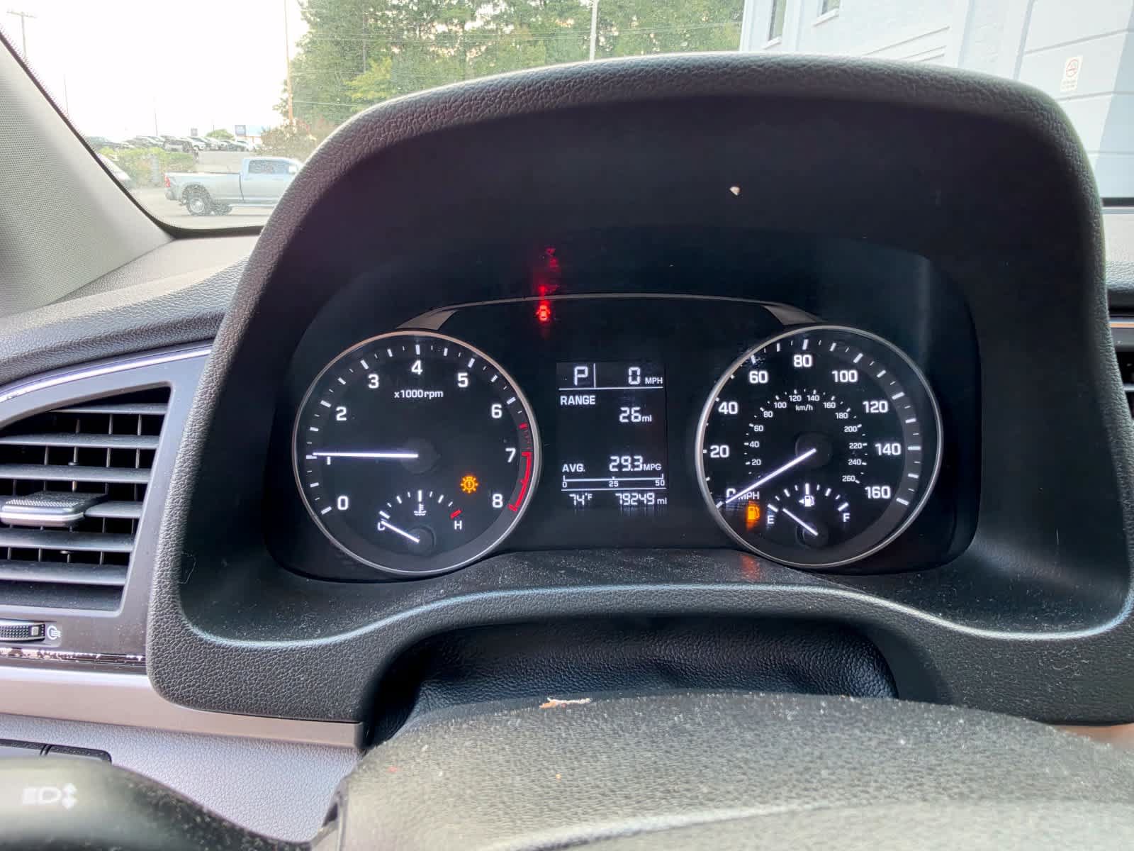 Used 2017 Hyundai Elantra SE FWD image 2