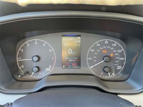 Used 2023 Toyota Corolla LE image 22
