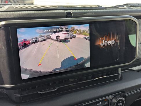 Used 2024 Jeep Wrangler Unlimited Rubicon 4xe image 22