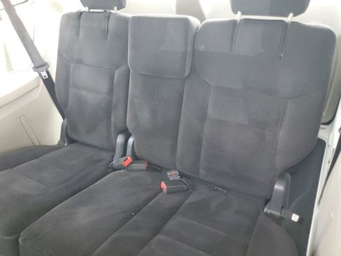 Used 2018 Dodge Grand Caravan SE FWD image 26