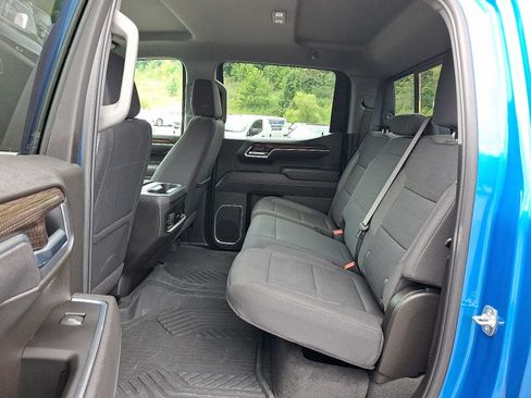 Used 2025 Chevrolet Silverado 1500 LT AWD/4WD image 10