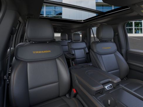 New 2026 Ford Expedition Tremor image 10