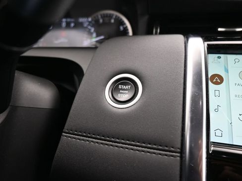 Used 2021 Land Rover Discovery Sport S image 14