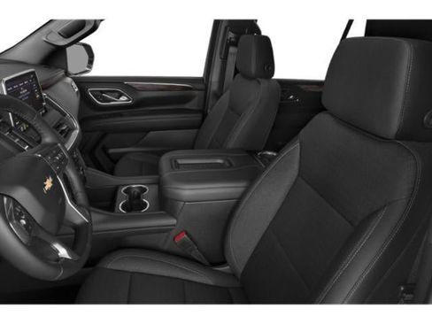 Used 2023 Chevrolet Tahoe Z71 w/ Luxury Package AWD/4WD image 9