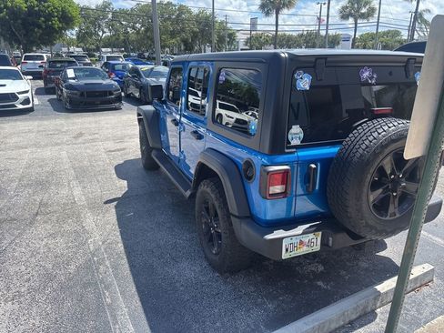 Used 2021 Jeep Wrangler Unlimited Sport AWD/4WD image 7