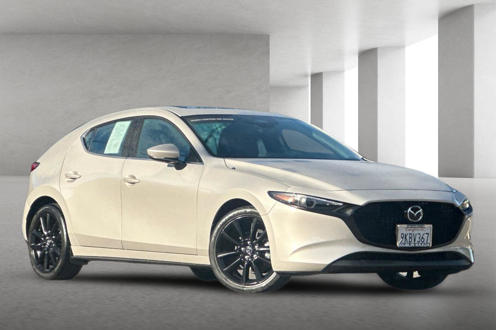 Used 2024 MAZDA MAZDA3 s FWD image 2