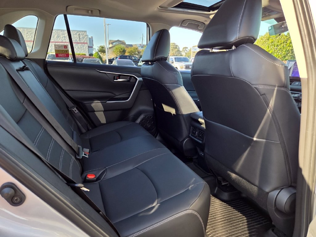 Used 2023 Toyota RAV4 XLE Premium AWD/4WD image 14