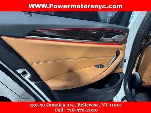 Used 2021 BMW 540i w/ M Sport Package RWD image 28