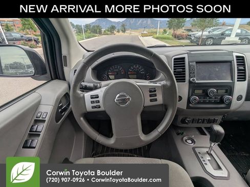 Used 2020 Nissan Frontier SV w/ Midnight Edition Floor Mats AWD/4WD image 14