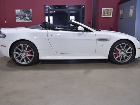 Used 2014 Aston Martin V8 Vantage S image 13