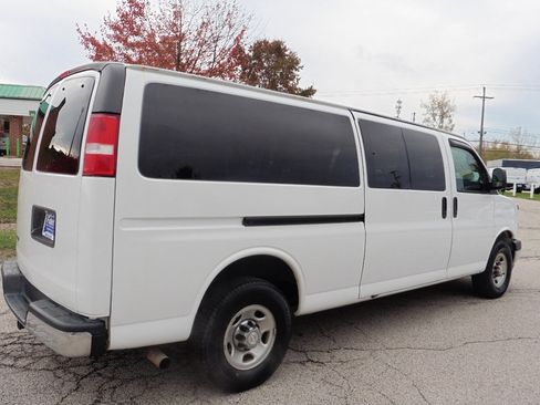 Used 2019 Chevrolet Express 3500 LT w/ LT Preferred Equipment Group image 14