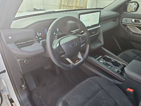 Certified 2025 Ford Explorer ST AWD/4WD image 16