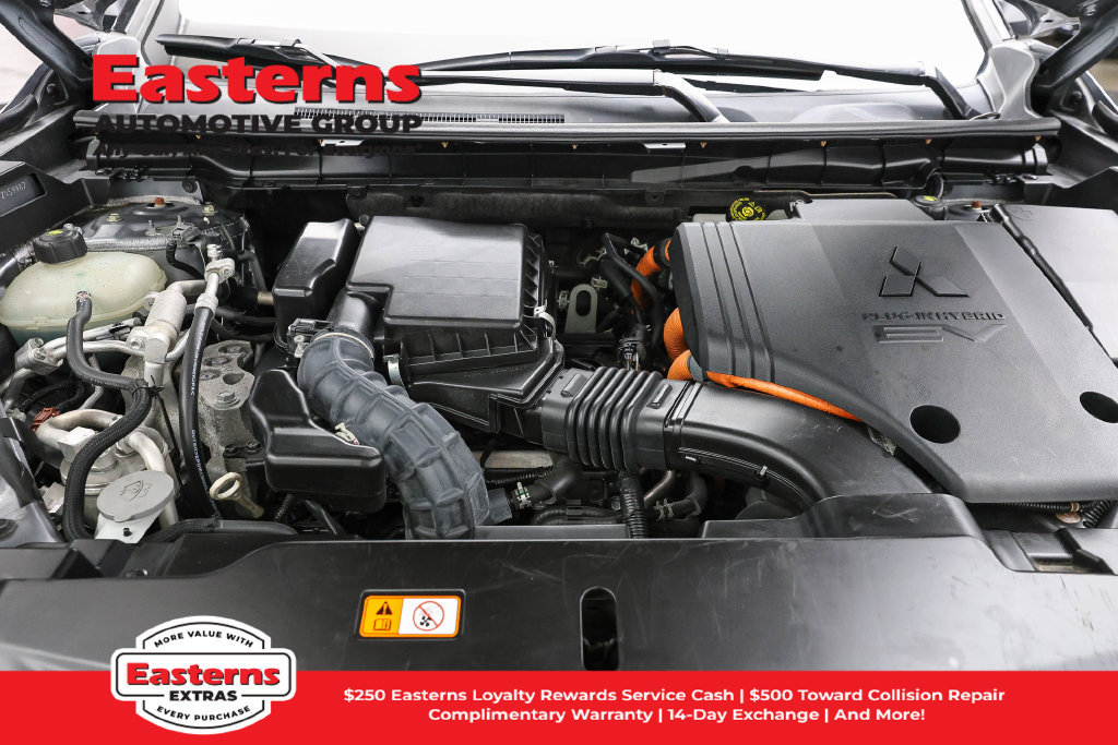 Used 2023 Mitsubishi Outlander SE AWD/4WD image 8