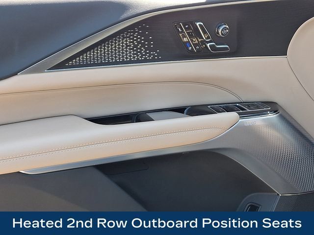 Used 2026 Cadillac Lyriq Signature Luxury w/ Nappa Leather Package AWD/4WD image 22