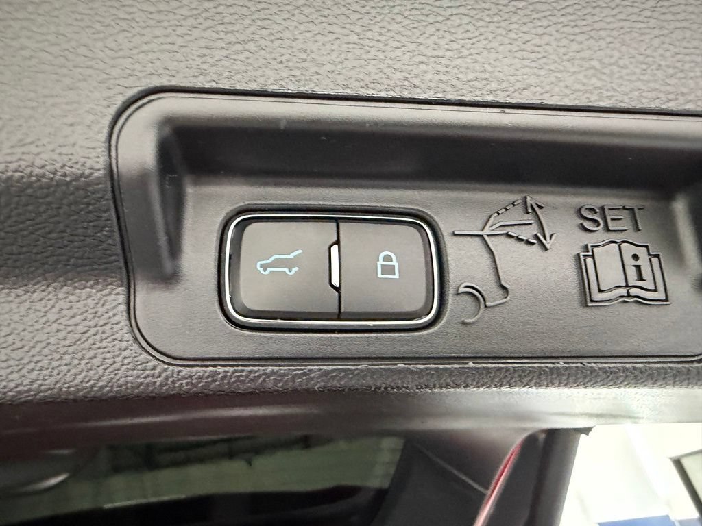 Used 2020 Ford Explorer ST w/ ST Street Pack AWD/4WD image 44