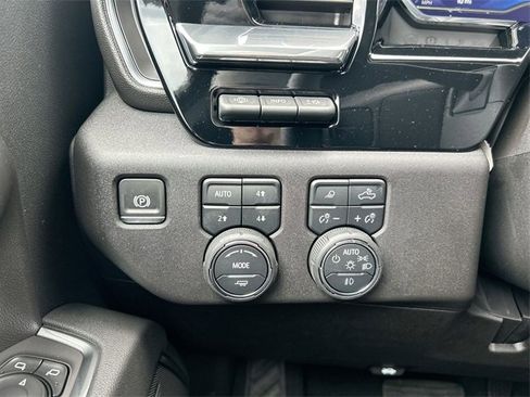New 2025 Chevrolet Silverado 3500 LTZ w/ LTZ Premium Package image 18