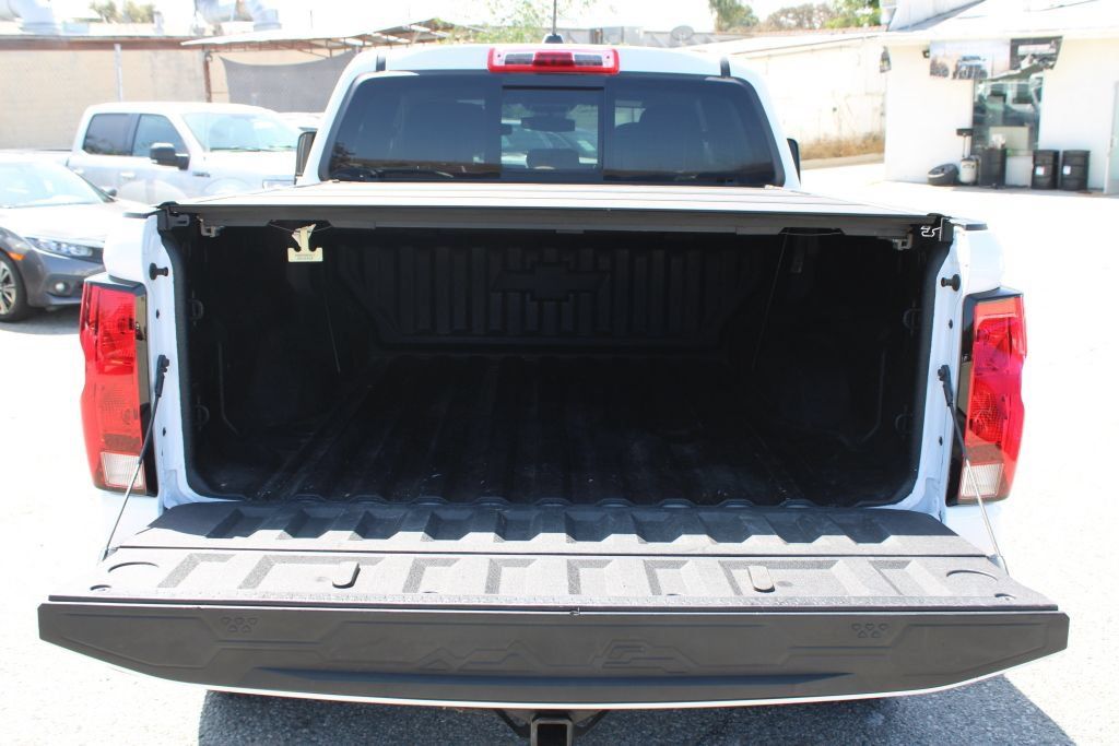 Used 2024 Chevrolet Colorado Trail Boss w/ LPO, Dark Essentials Package AWD/4WD image 10